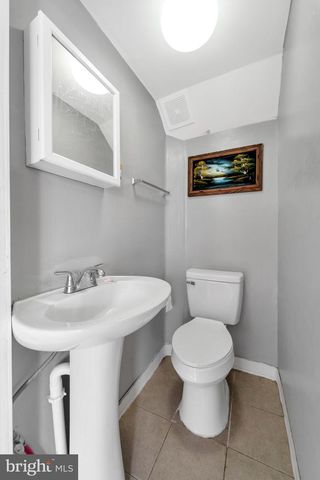 7210 SPRUCE ST, Upper Darby, PA 19082