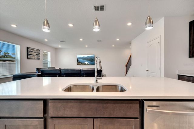 900 BOCAVISTA COURT, Davenport, FL 33896