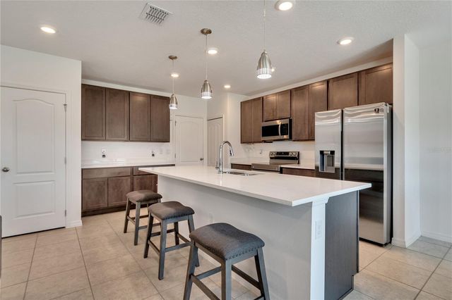 900 BOCAVISTA COURT, Davenport, FL 33896