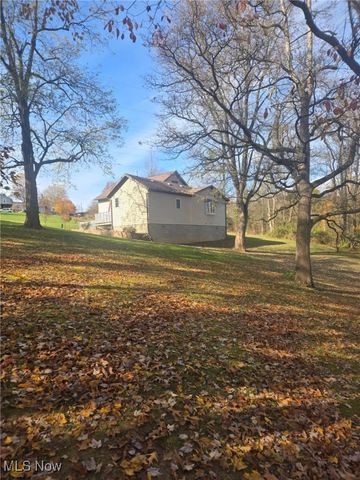 2285 Archer Lane, Zanesville, OH 43701