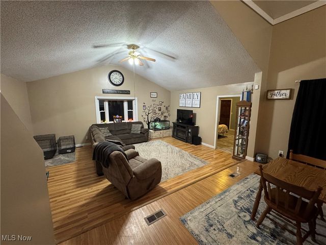 2285 Archer Lane, Zanesville, OH 43701
