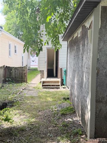 745 19th Street, Niagara Falls, NY 14301
