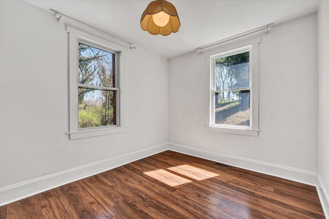 1815 Clinton AVE, Roanoke, VA 24013