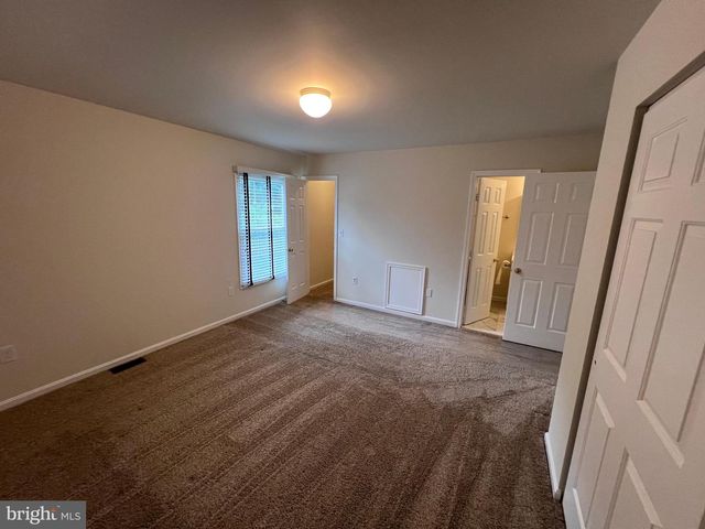 1230 PINECREST AVE, Hagerstown, MD 21740