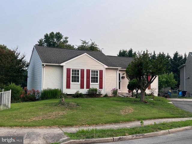 1230 PINECREST AVE, Hagerstown, MD 21740