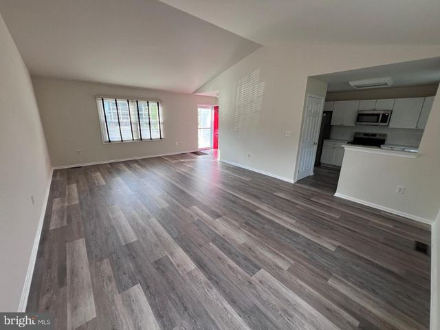 1230 PINECREST AVE, Hagerstown, MD 21740