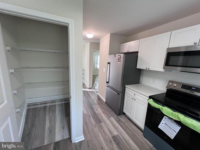 1230 PINECREST AVE, Hagerstown, MD 21740