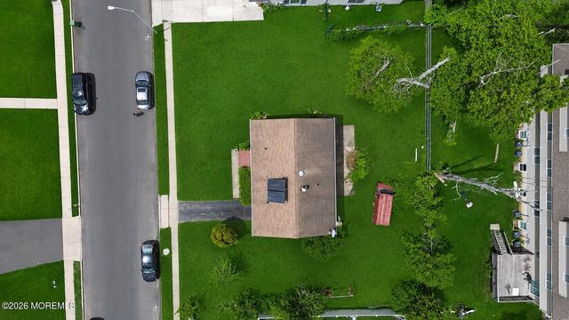 13 Buttell Avenue, Lakewood, NJ 08701