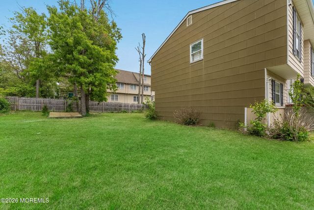 13 Buttell Avenue, Lakewood, NJ 08701