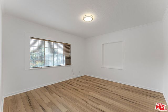 1300 Sanborn Avenue, Los Angeles, CA 90027