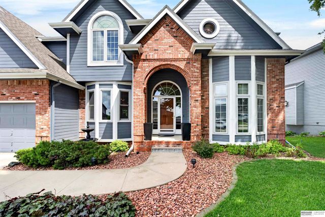 13501 S 22nd Street, Bellevue, NE 68123