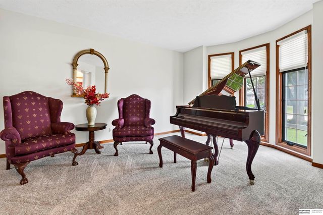 13501 S 22nd Street, Bellevue, NE 68123