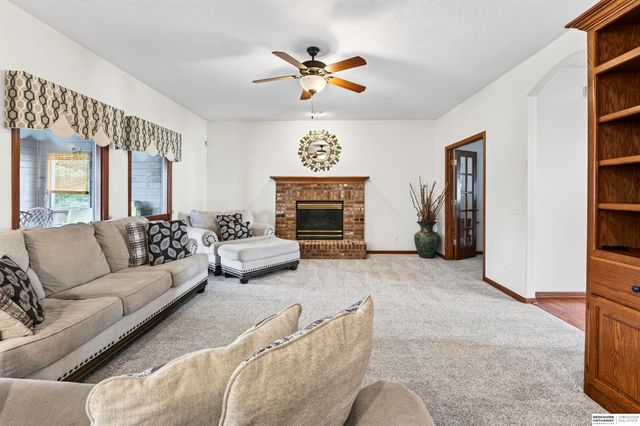 13501 S 22nd Street, Bellevue, NE 68123