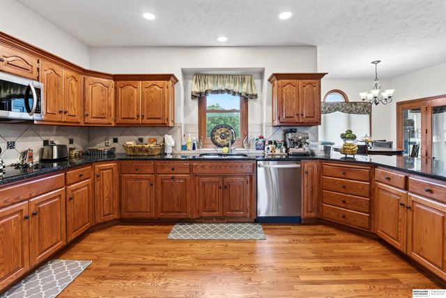 13501 S 22nd Street, Bellevue, NE 68123