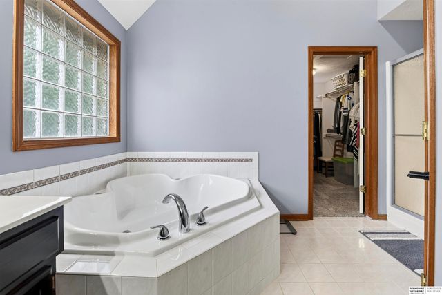 13501 S 22nd Street, Bellevue, NE 68123