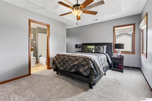 13501 S 22nd Street, Bellevue, NE 68123