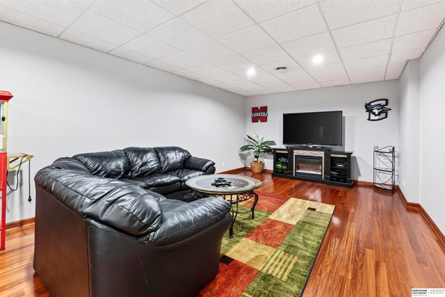 13501 S 22nd Street, Bellevue, NE 68123