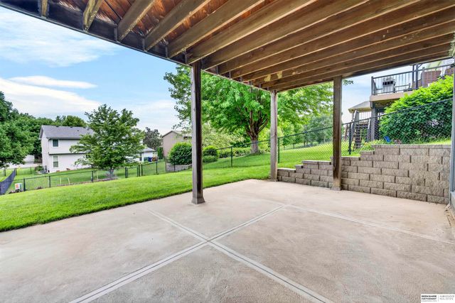 13501 S 22nd Street, Bellevue, NE 68123
