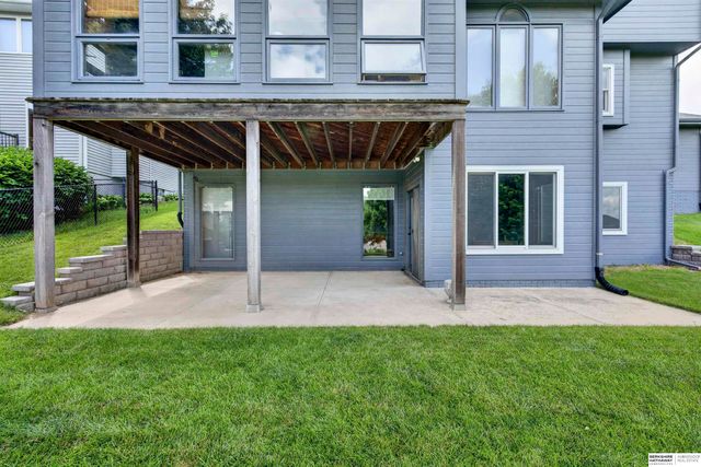 13501 S 22nd Street, Bellevue, NE 68123