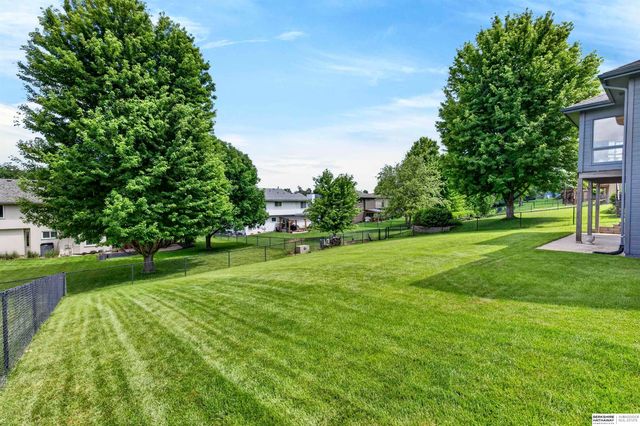 13501 S 22nd Street, Bellevue, NE 68123