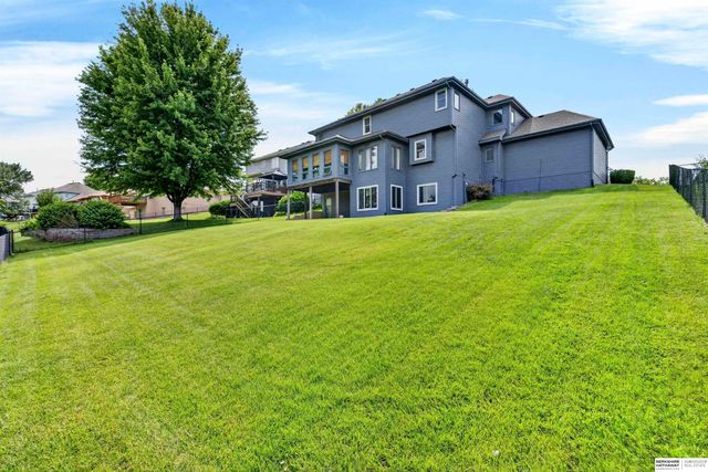 13501 S 22nd Street, Bellevue, NE 68123