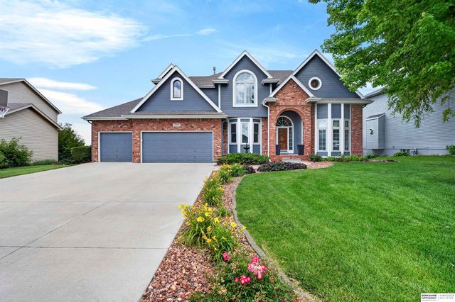 13501 S 22nd Street, Bellevue, NE 68123