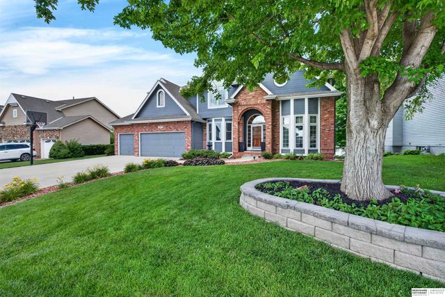 13501 S 22nd Street, Bellevue, NE 68123