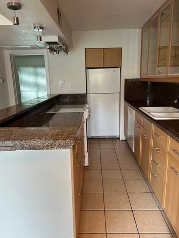 4112 Bowser Avenue 210, Dallas, TX 75219
