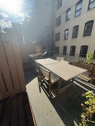 416 Commonwealth Ave 408, Boston, MA 02215