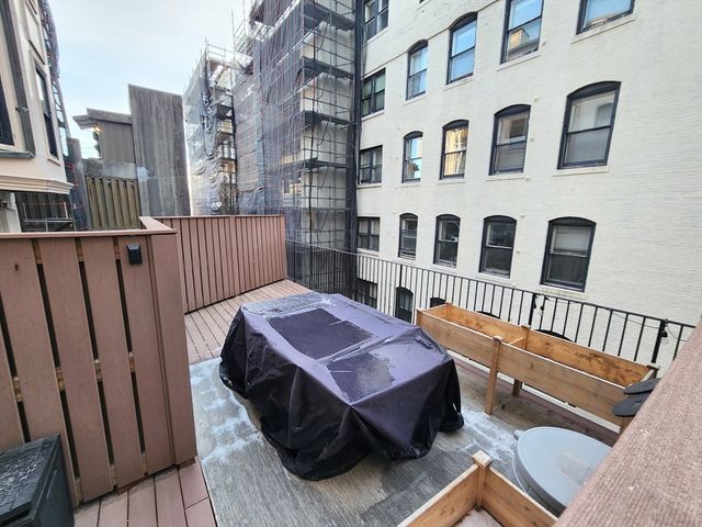 416 Commonwealth Ave 408, Boston, MA 02215