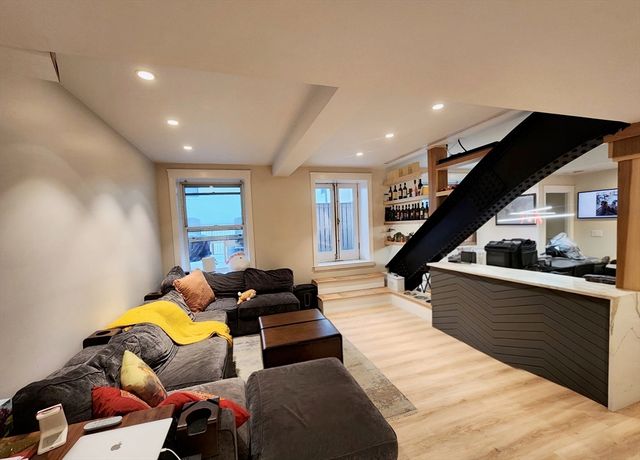 416 Commonwealth Ave 408, Boston, MA 02215