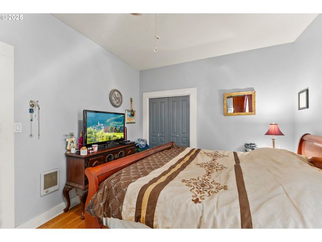 1210 Se Fullerton St, Roseburg, OR 97471