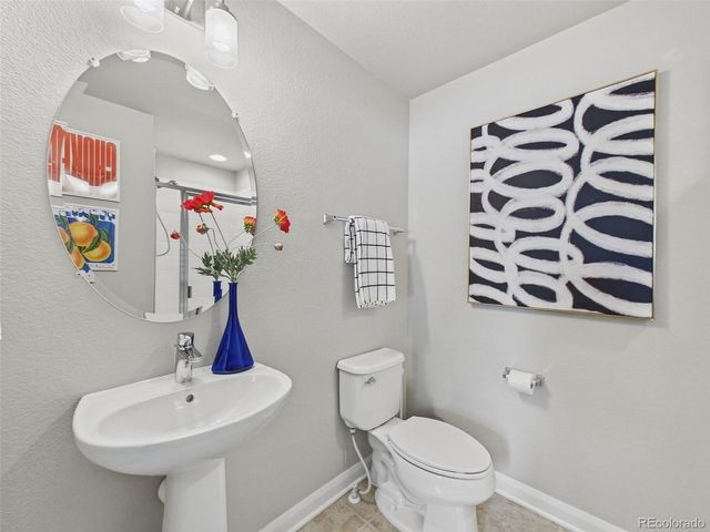 7282 W Virginia Ave, Lakewood, CO 80226