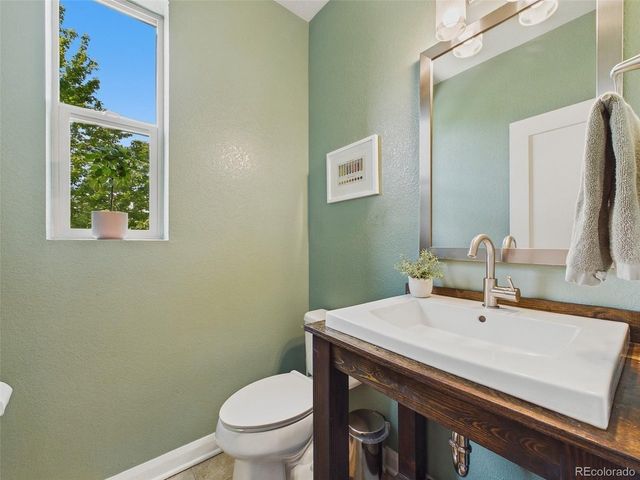 7282 W Virginia Ave, Lakewood, CO 80226
