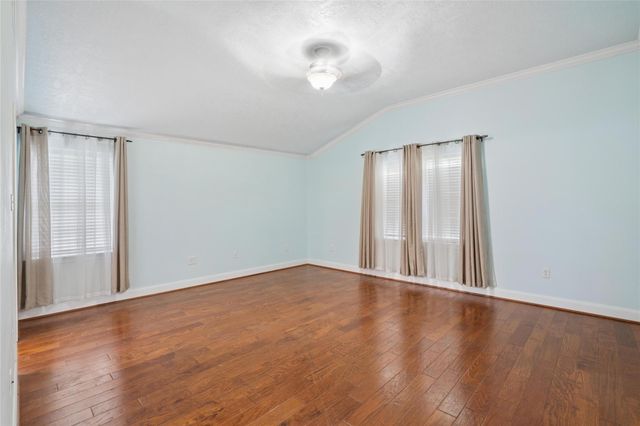 5602 Sjolander Road, Baytown, TX 77521