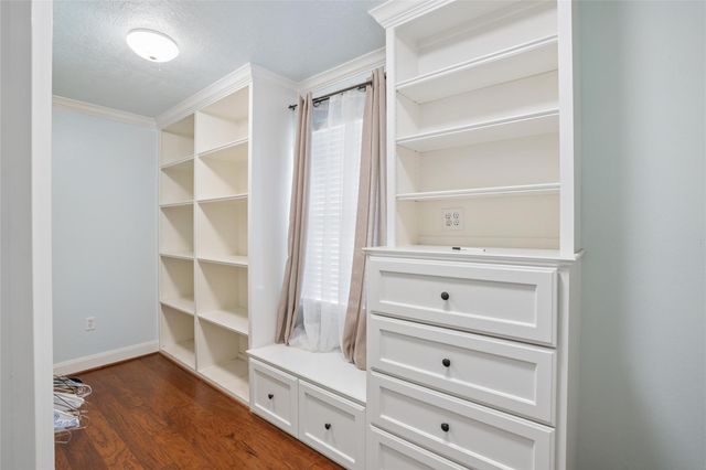 5602 Sjolander Road, Baytown, TX 77521