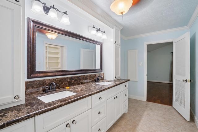5602 Sjolander Road, Baytown, TX 77521