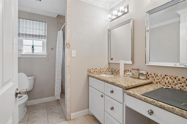 5602 Sjolander Road, Baytown, TX 77521