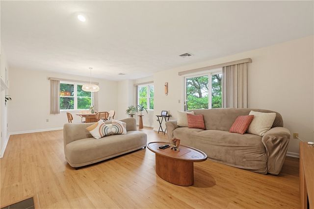 185 Manville Hill Road 106, Cumberland, RI 02864