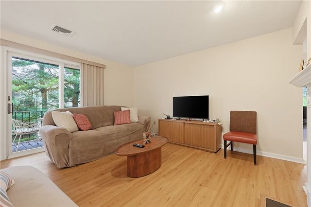 185 Manville Hill Road 106, Cumberland, RI 02864