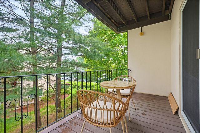 185 Manville Hill Road 106, Cumberland, RI 02864