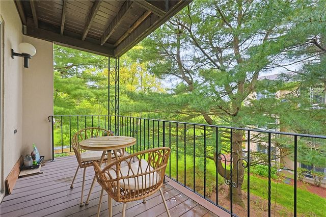 185 Manville Hill Road 106, Cumberland, RI 02864