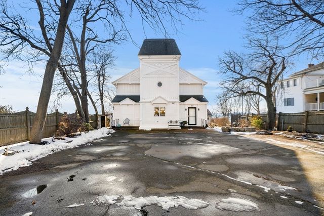 303 Nahant Road, Nahant, MA 01908