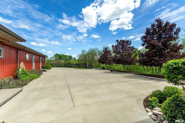 5122 N 230th Street N, Port Byron, IL 61275