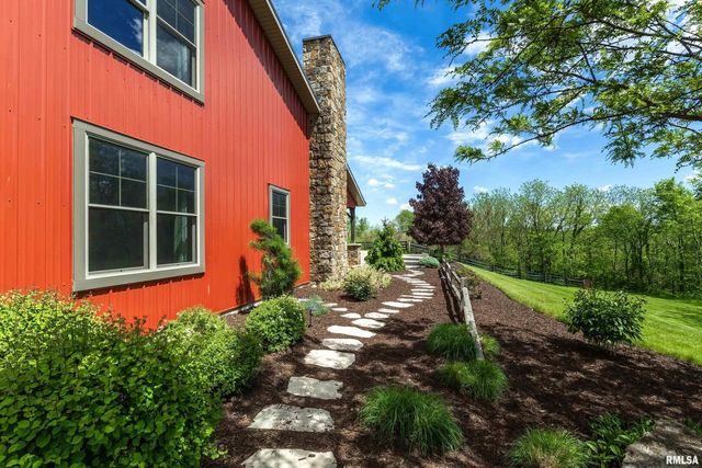 5122 N 230th Street N, Port Byron, IL 61275