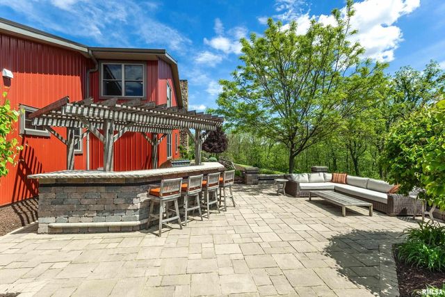 5122 N 230th Street N, Port Byron, IL 61275