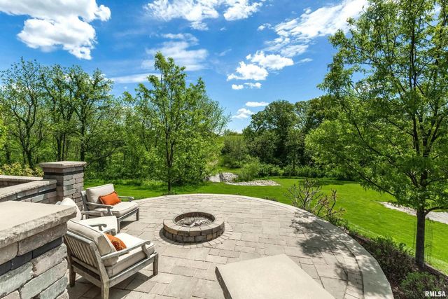 5122 N 230th Street N, Port Byron, IL 61275