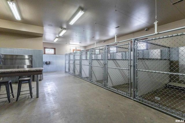 5122 N 230th Street N, Port Byron, IL 61275