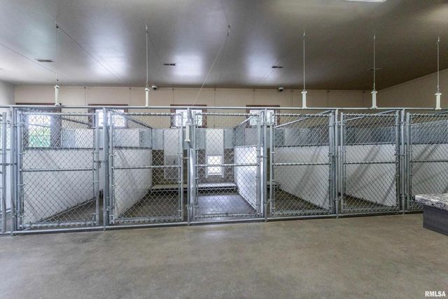 5122 N 230th Street N, Port Byron, IL 61275