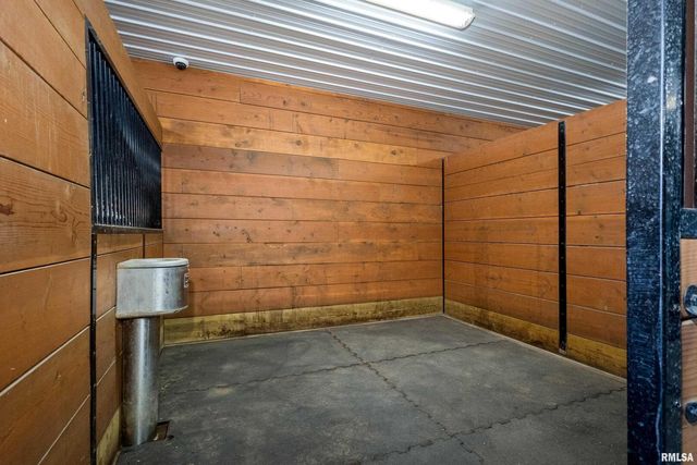 5122 N 230th Street N, Port Byron, IL 61275